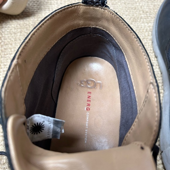 Men’s size 11 UGG Chukka Leather Boots - Picture 4 of 6